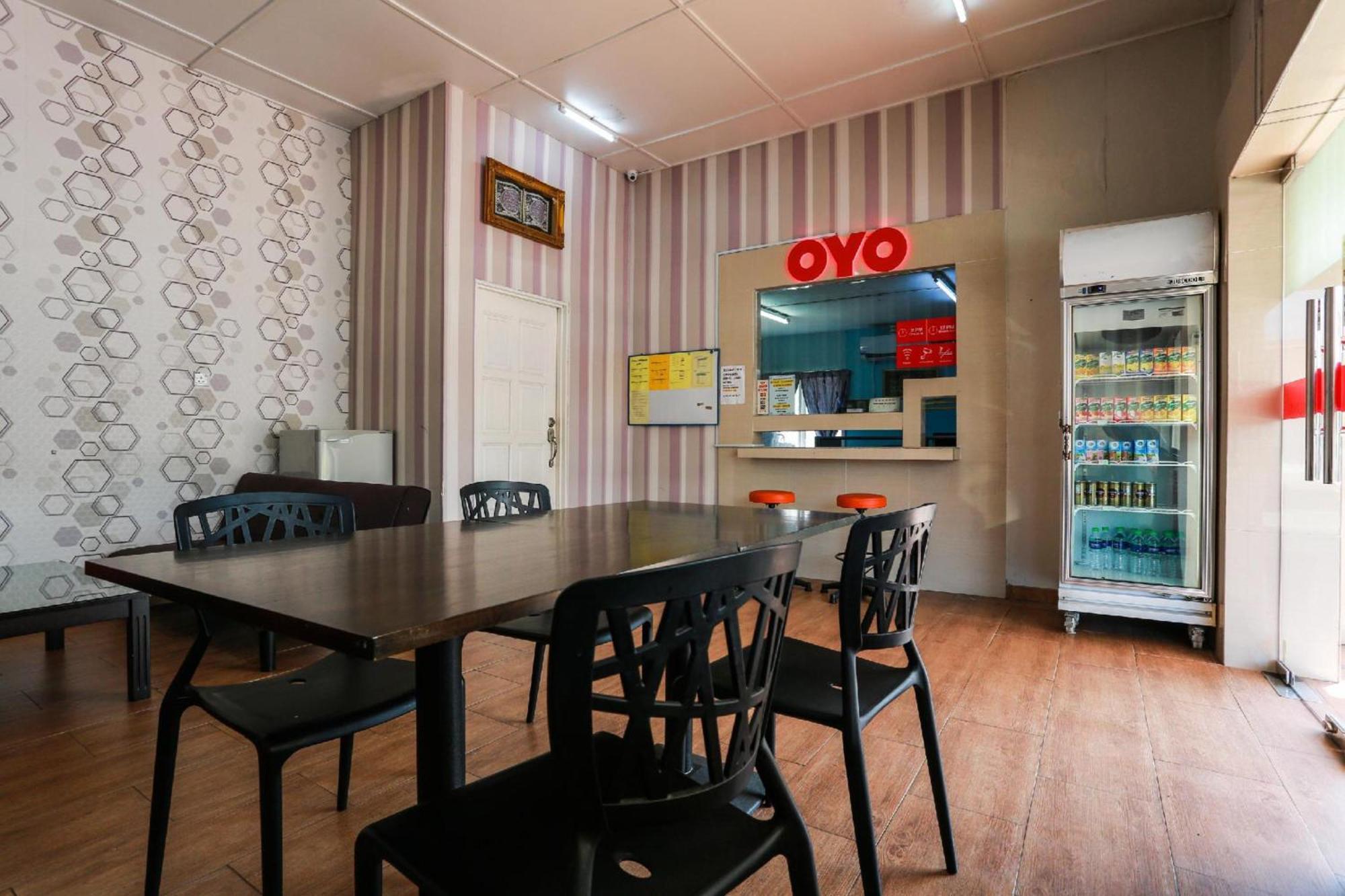 Oyo44094班吉拉奈酒店 外观 照片